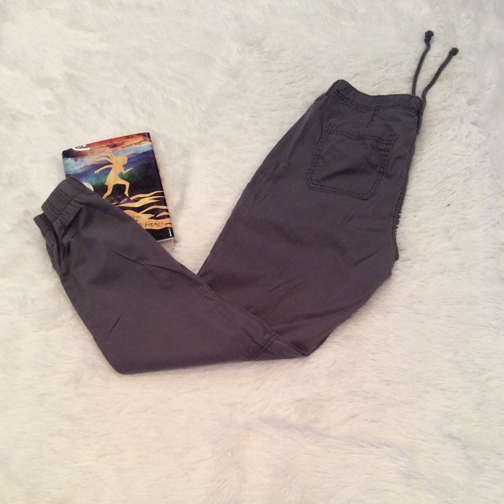 ‼️‼️‼️NWOT Hollister Cargo pants 👖